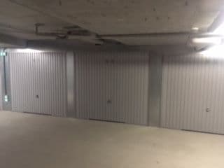 Box neuf 12 m² avec éclairage indépendant - 90€/mois