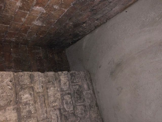 A louer cave refaite à neuf 75011 Paris.