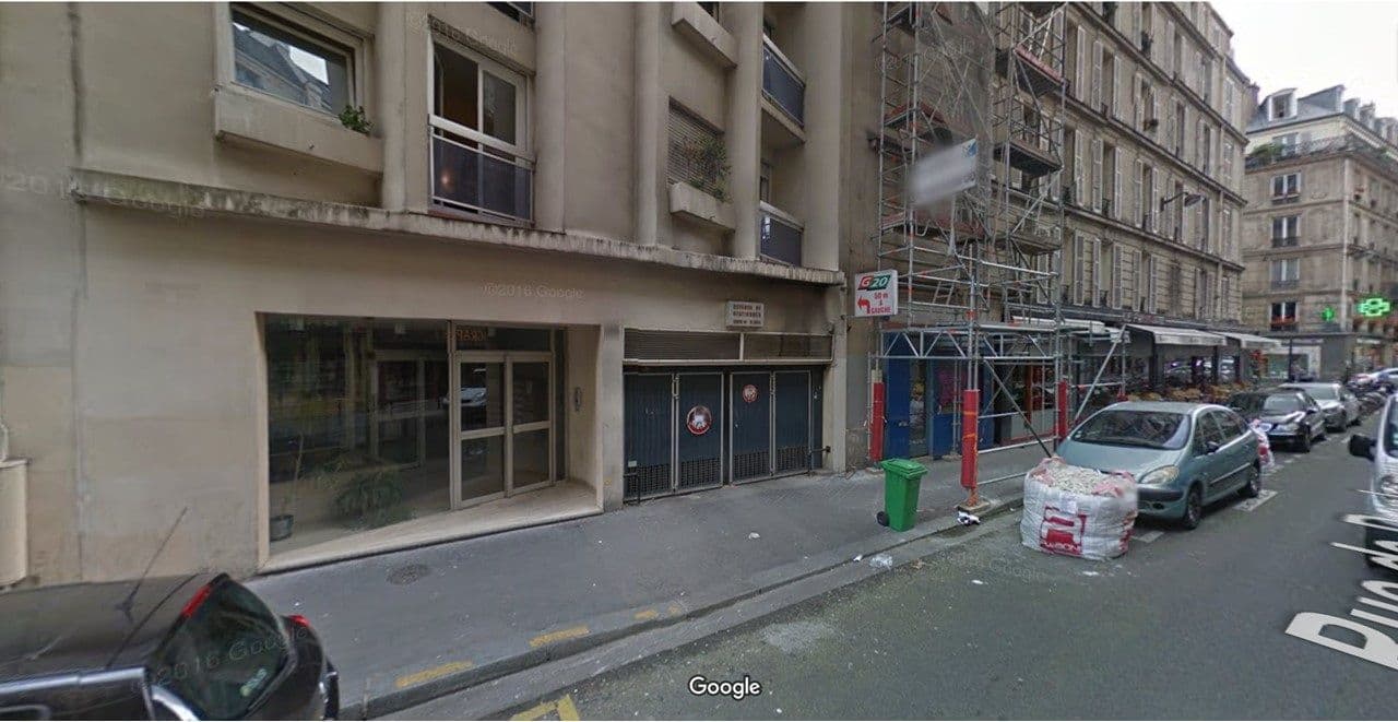 Cave très bien située sur Paris 10