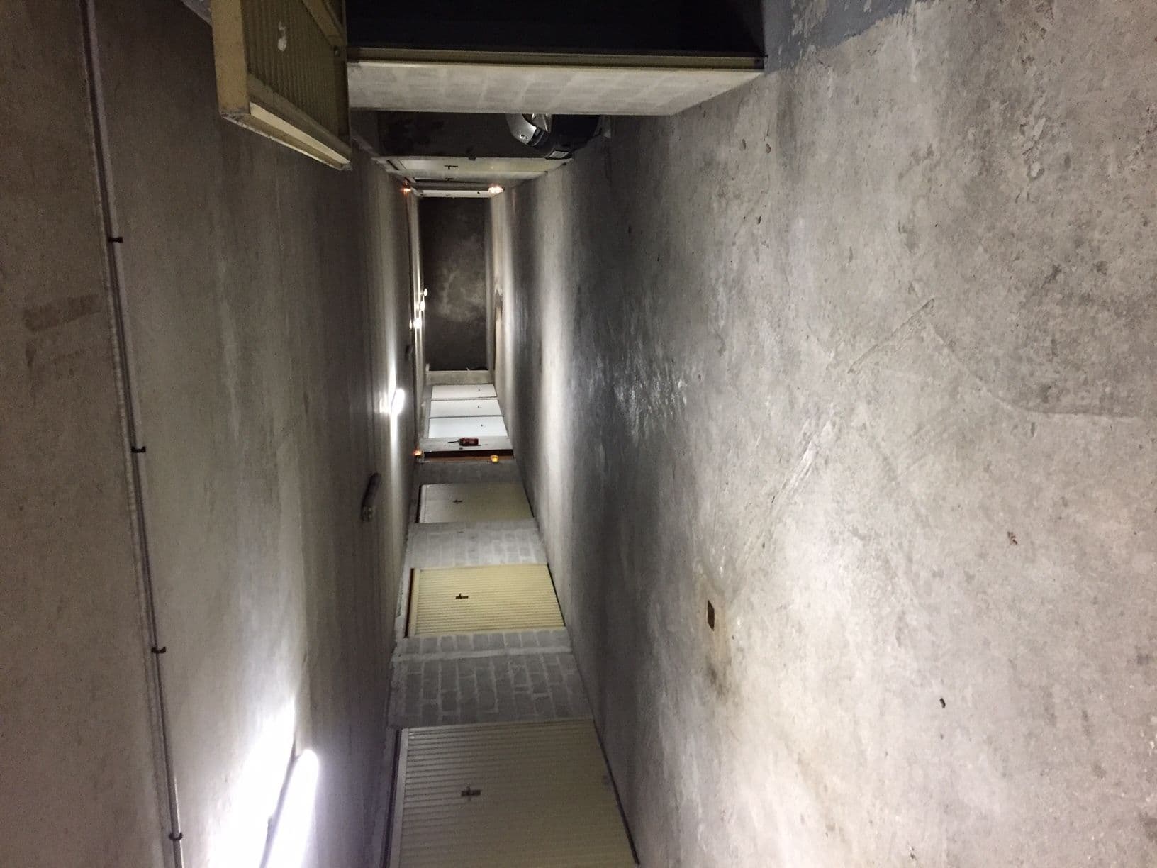 Box - Garde meuble sécurisé - 24 m2, Plessis Trévise (94420)