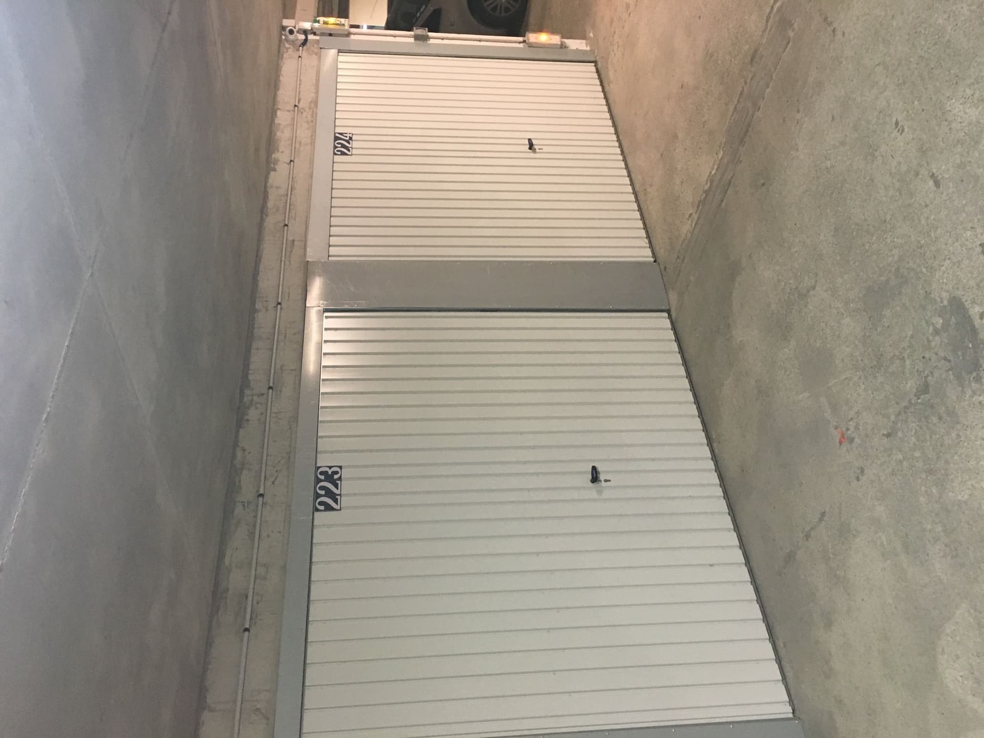 Boxe sécurisé dans résidence calme et surveillée