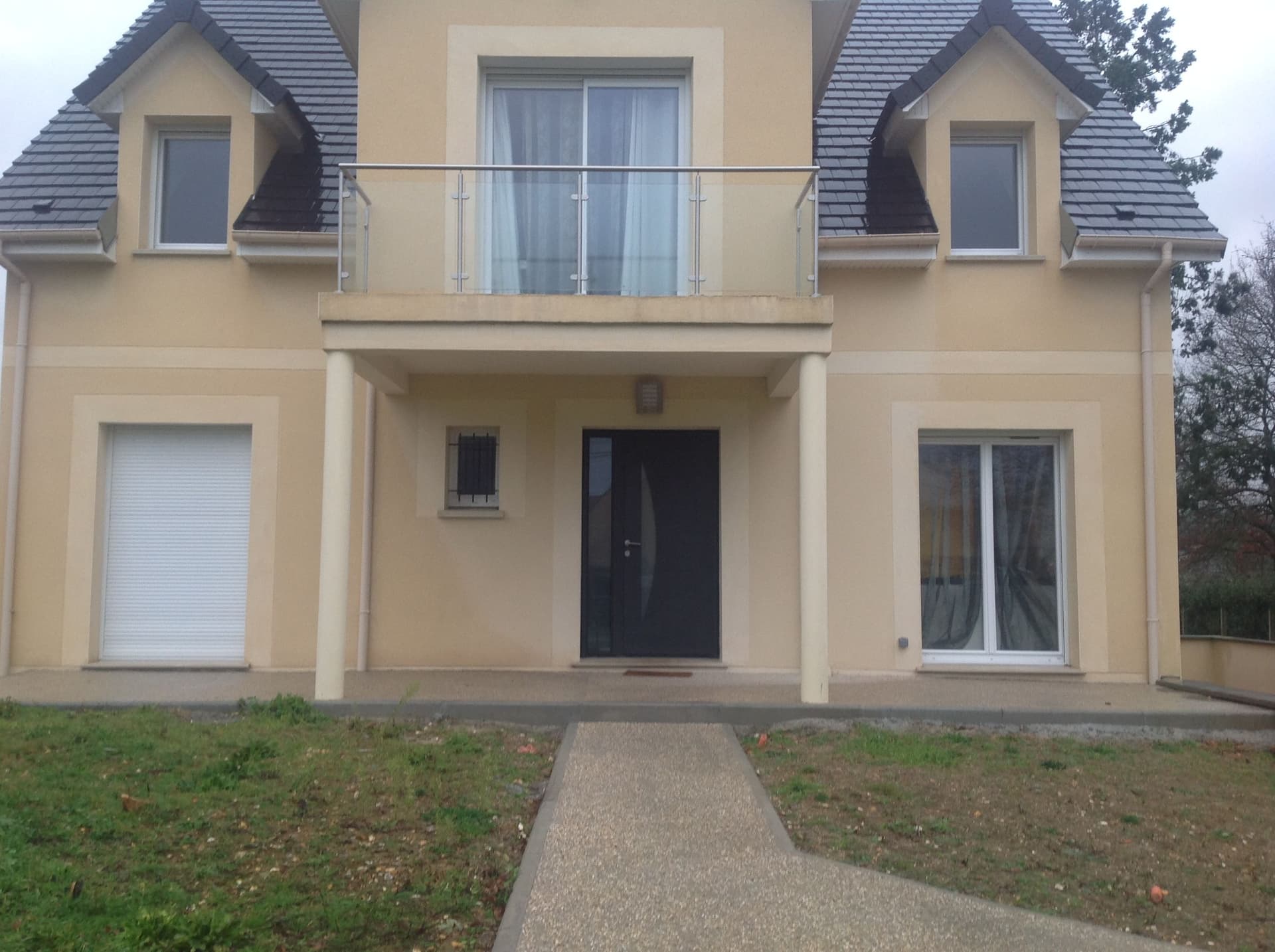sous sol sécurisé dans pavillon situé dans le 78