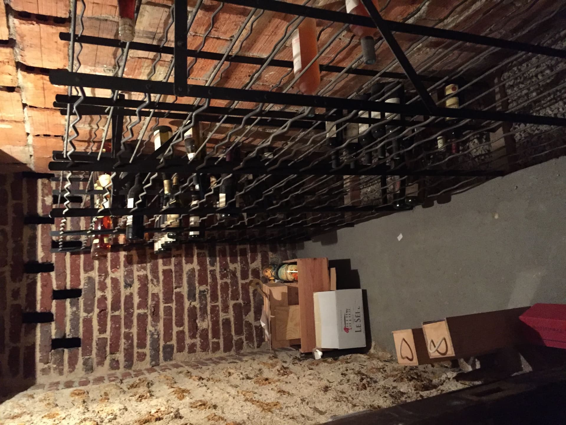 Cave - Passy - 3m2 - Saine