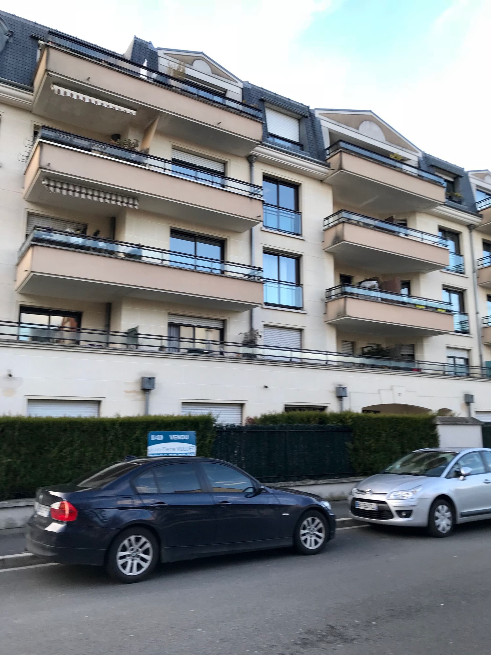 Box - Garde meuble sécurisé - 24 m2, Plessis Trévise (94420)