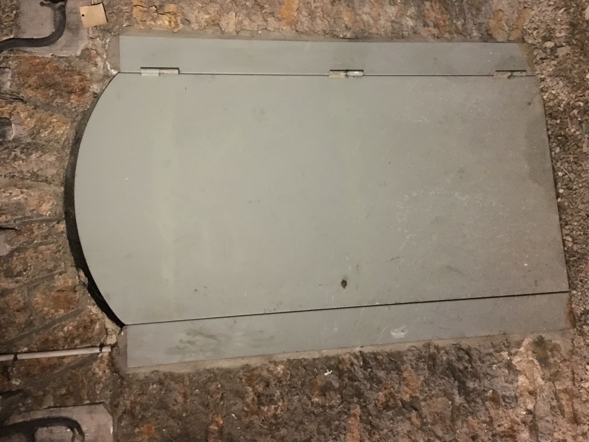 Cave privée dans un immeuble de standing