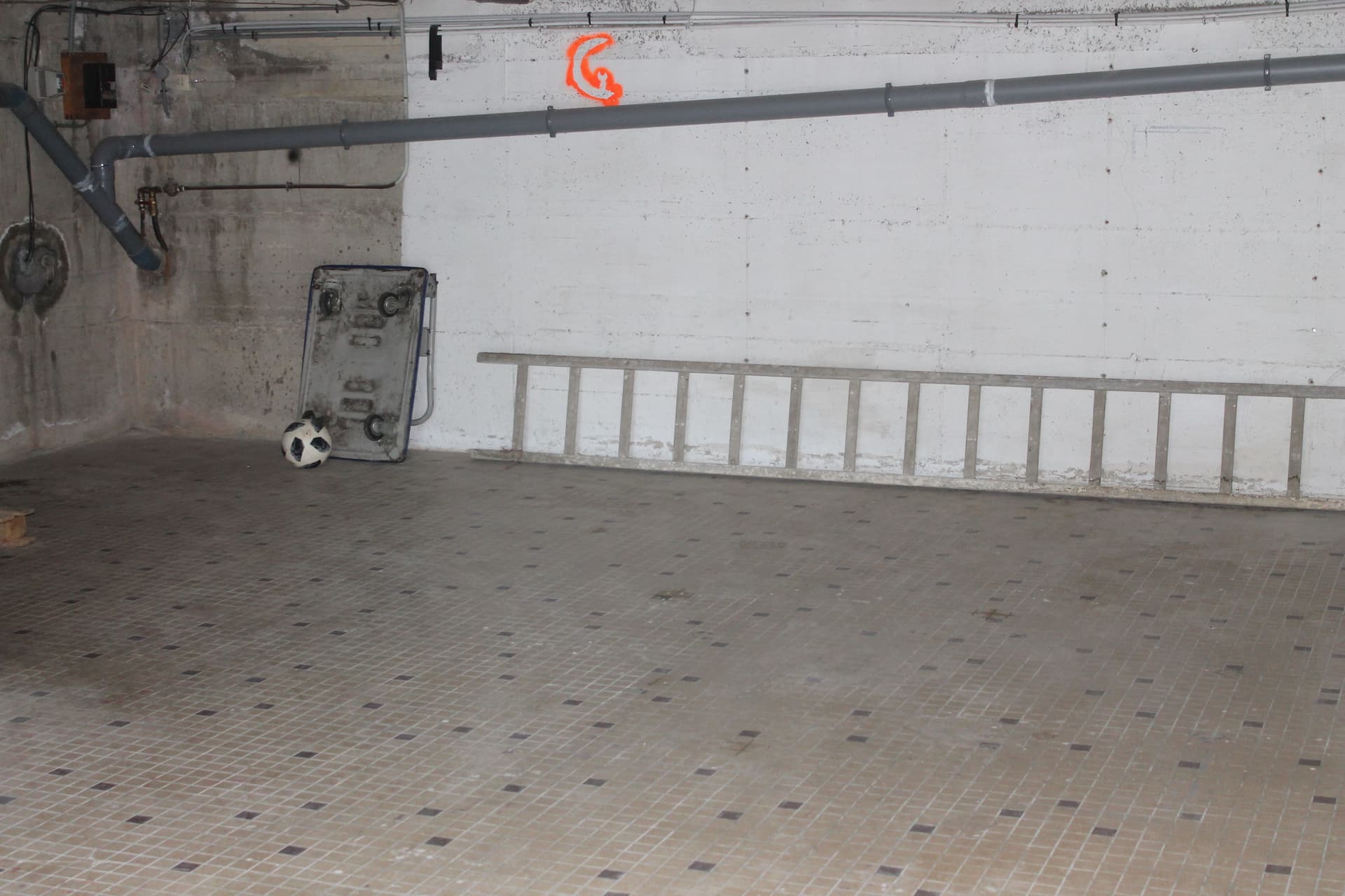 Garage propre et accès facile